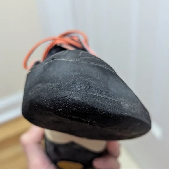 La Sportiva Solution - Women's Climbing Shoes - Picture 11 of 16